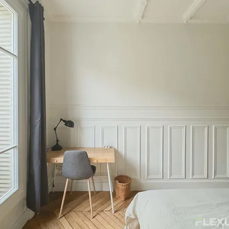 Cozy In Alesia 14th Holiday home